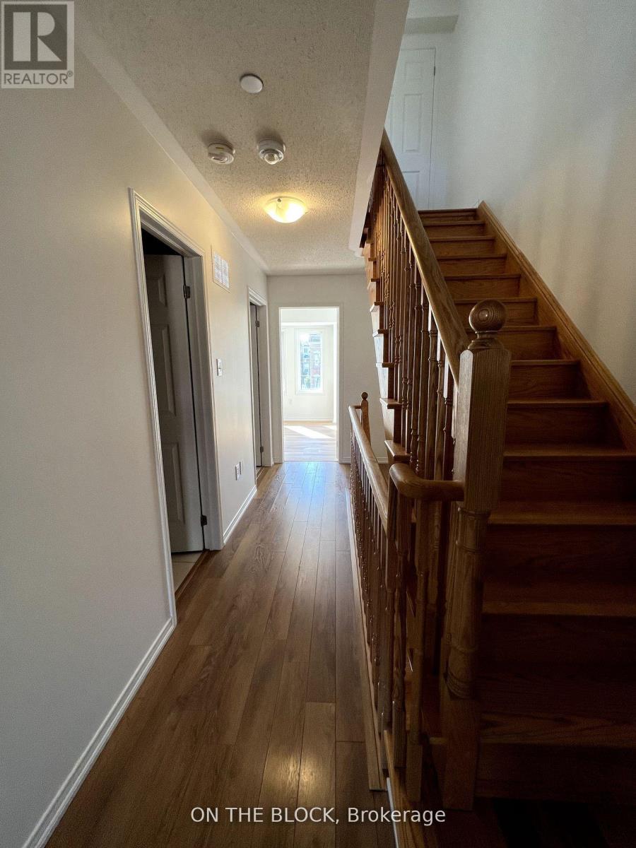 2530 Rosedrop Path, Oshawa, Ontario  L1L 0L1 - Photo 13 - E12958160