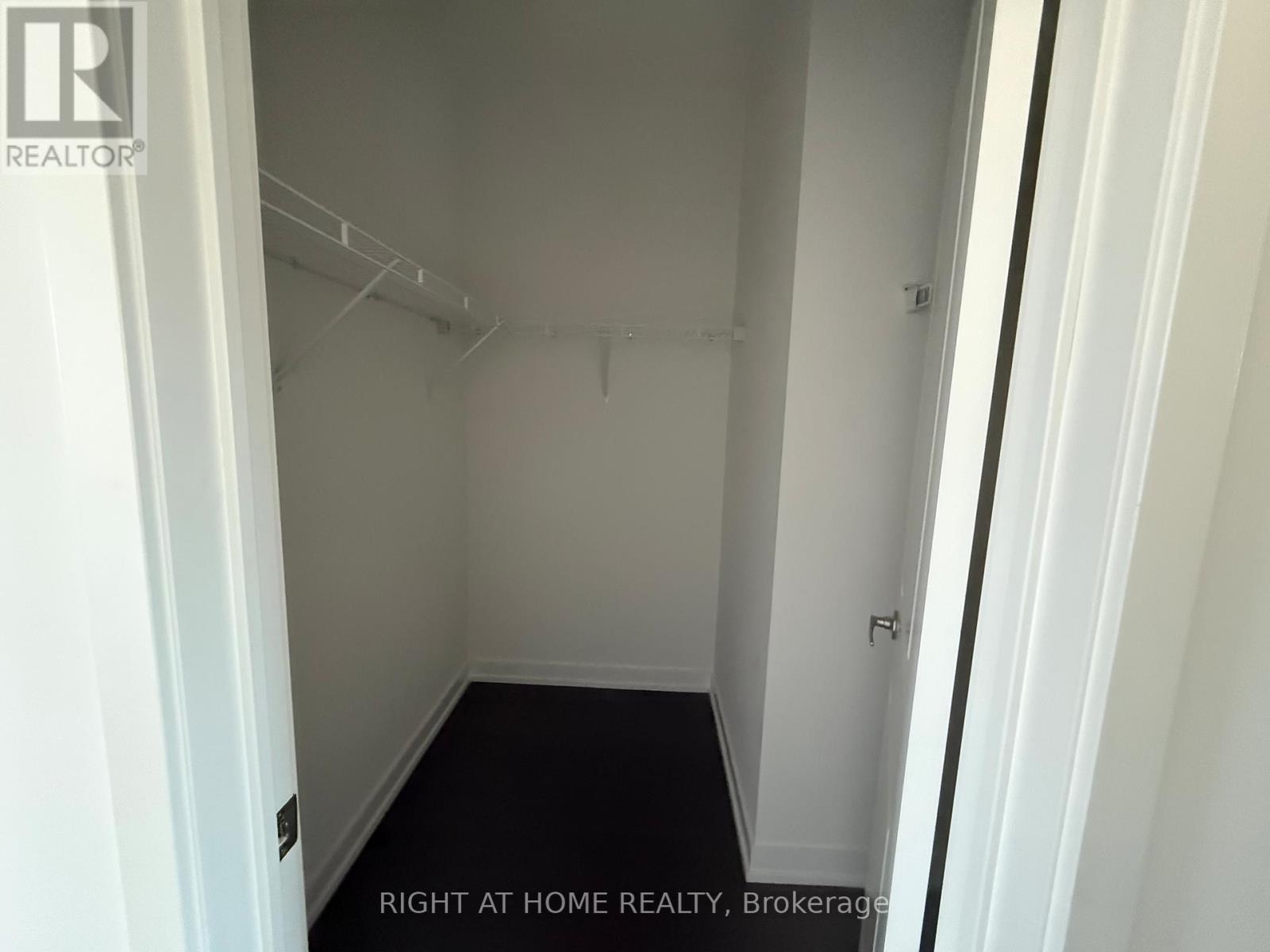 3094 Ernest Applebe Boulevard, Oakville (Go Glenorchy), Ontario  L6H 0P3 - Photo 12 - W12958140