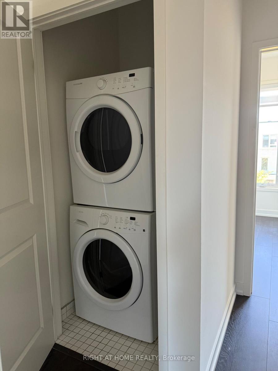 3094 Ernest Applebe Boulevard, Oakville (Go Glenorchy), Ontario  L6H 0P3 - Photo 14 - W12958140