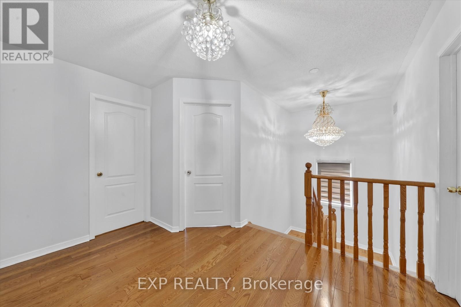 31 Cobblehill Crescent, Brampton, Ontario  L6P 2M4 - Photo 18 - W12958154