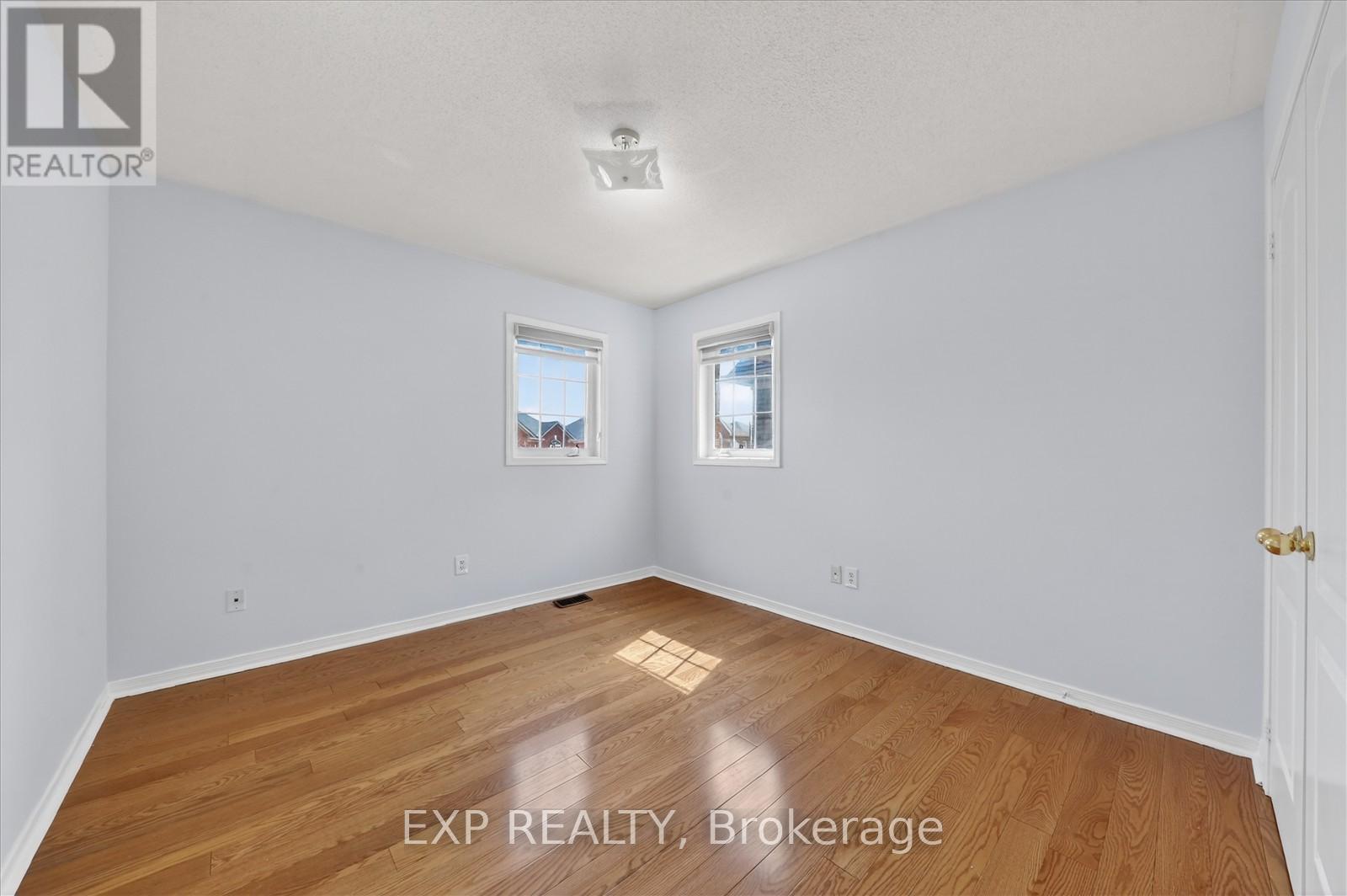 31 Cobblehill Crescent, Brampton, Ontario  L6P 2M4 - Photo 24 - W12958154