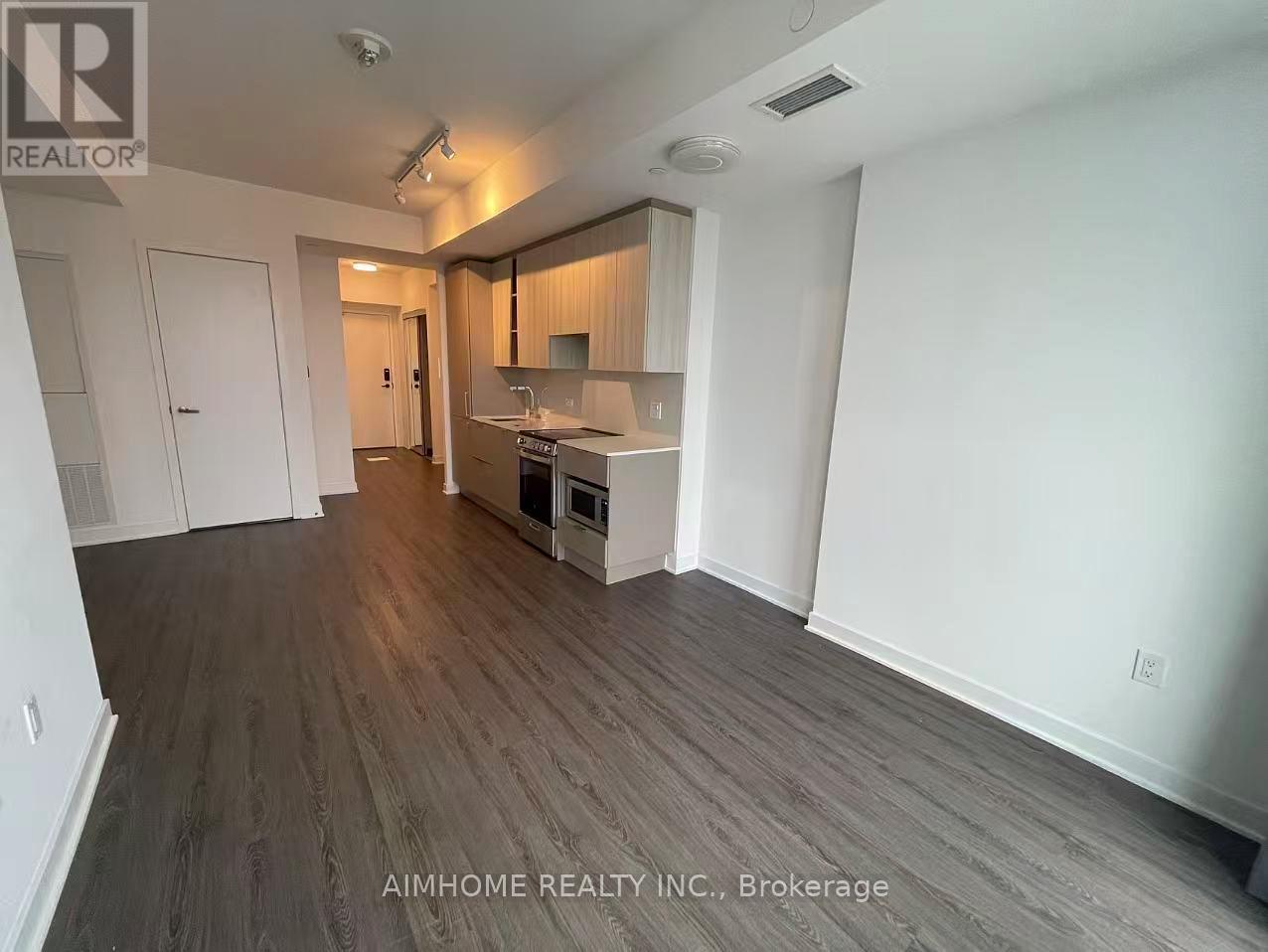 5302 - 3900 Confederation Parkway, Mississauga, Ontario  L5B 0M3 - Photo 3 - W12958156