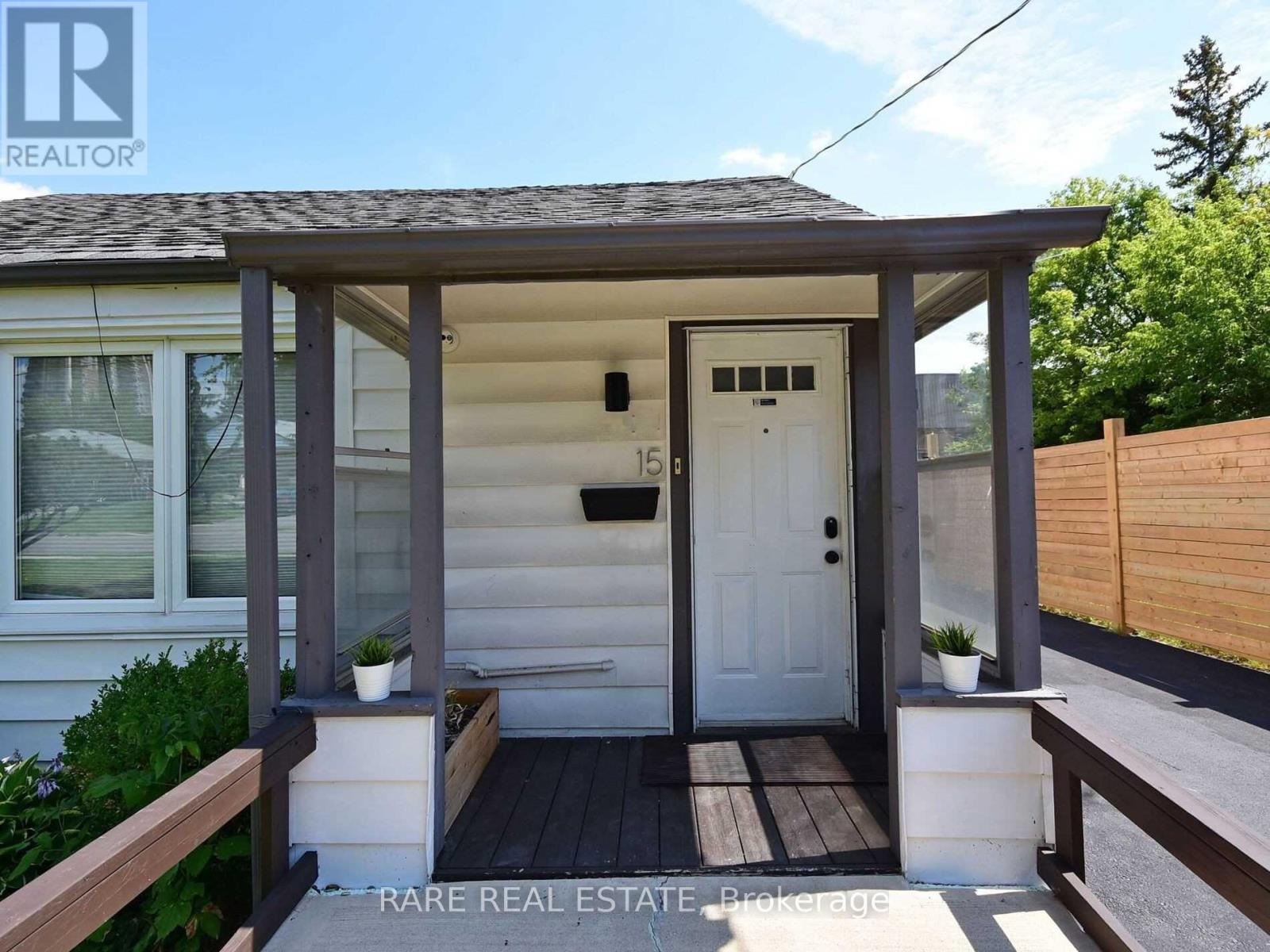 15 Eastern Avenue, Brampton (Queen Street Corridor), Ontario  L6W 1X5 - Photo 28 - W12958166