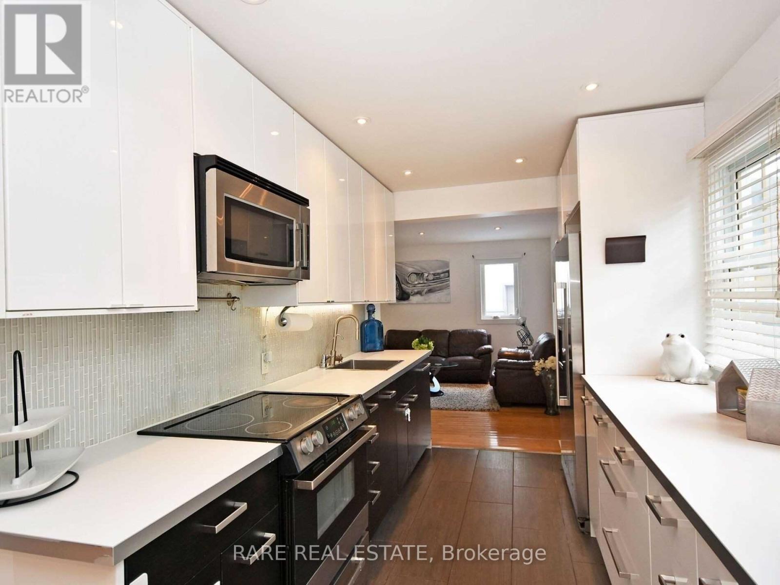 15 Eastern Avenue, Brampton (Queen Street Corridor), Ontario  L6W 1X5 - Photo 7 - W12958166