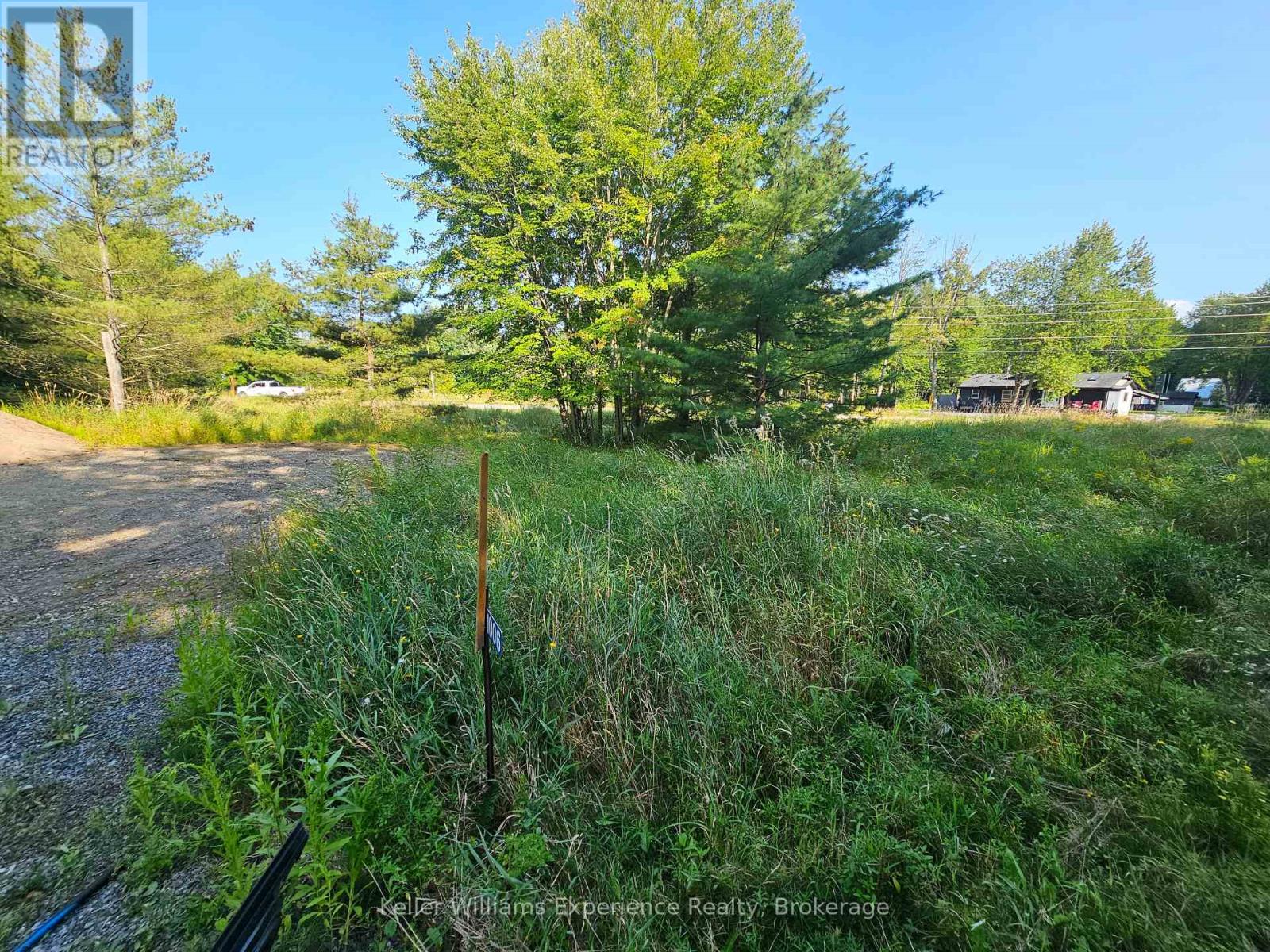 1006 Bowyers Beach Road, Bracebridge, Ontario P1L 1W8 - Photo 2 - X12949312