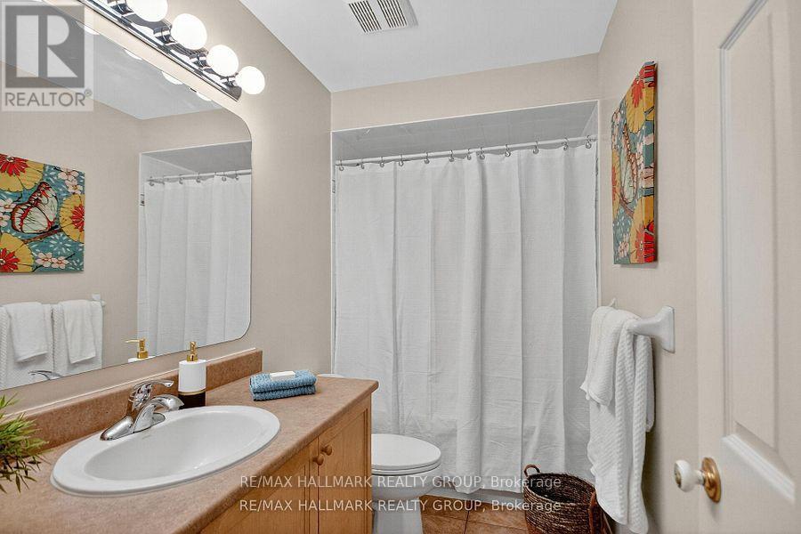 135 Gatespark Private, Ottawa, Ontario  K2T 1L1 - Photo 34 - X12815468