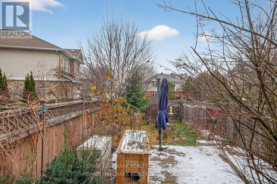 135 Gatespark Private, Ottawa, Ontario  K2T 1L1 - Photo 48 - X12815468