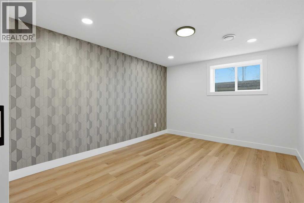 1303 87 Avenue SW, Calgary, Alberta  T2V 0W2 - Photo 28 - A2297184