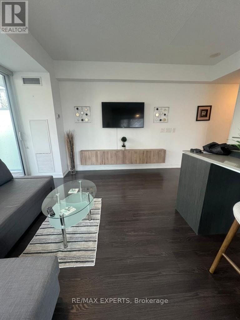 435 - 1830 Bloor Street W, Toronto, Ontario  M6P 3K6 - Photo 4 - W12958172