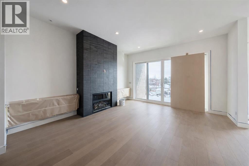 710 Bridge Crescent NE, Calgary, Alberta  T2E 5B5 - Photo 11 - A2287938