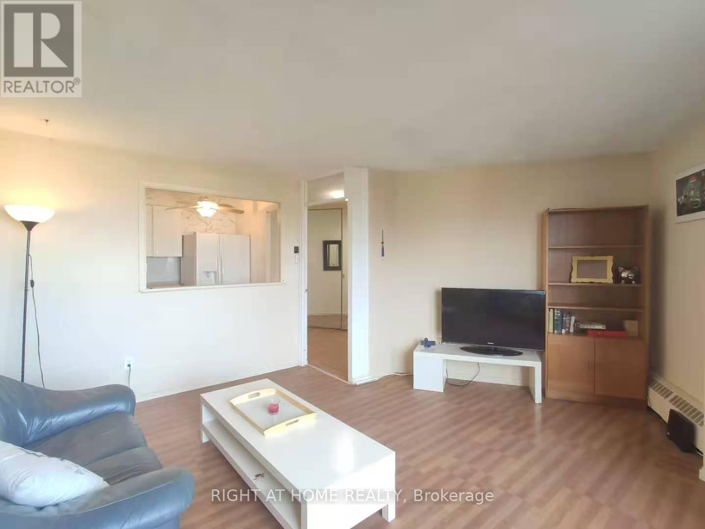 501 - 20 Chesterton Drive, Ottawa, Ontario  K2E 6Z7 - Photo 3 - X12958180