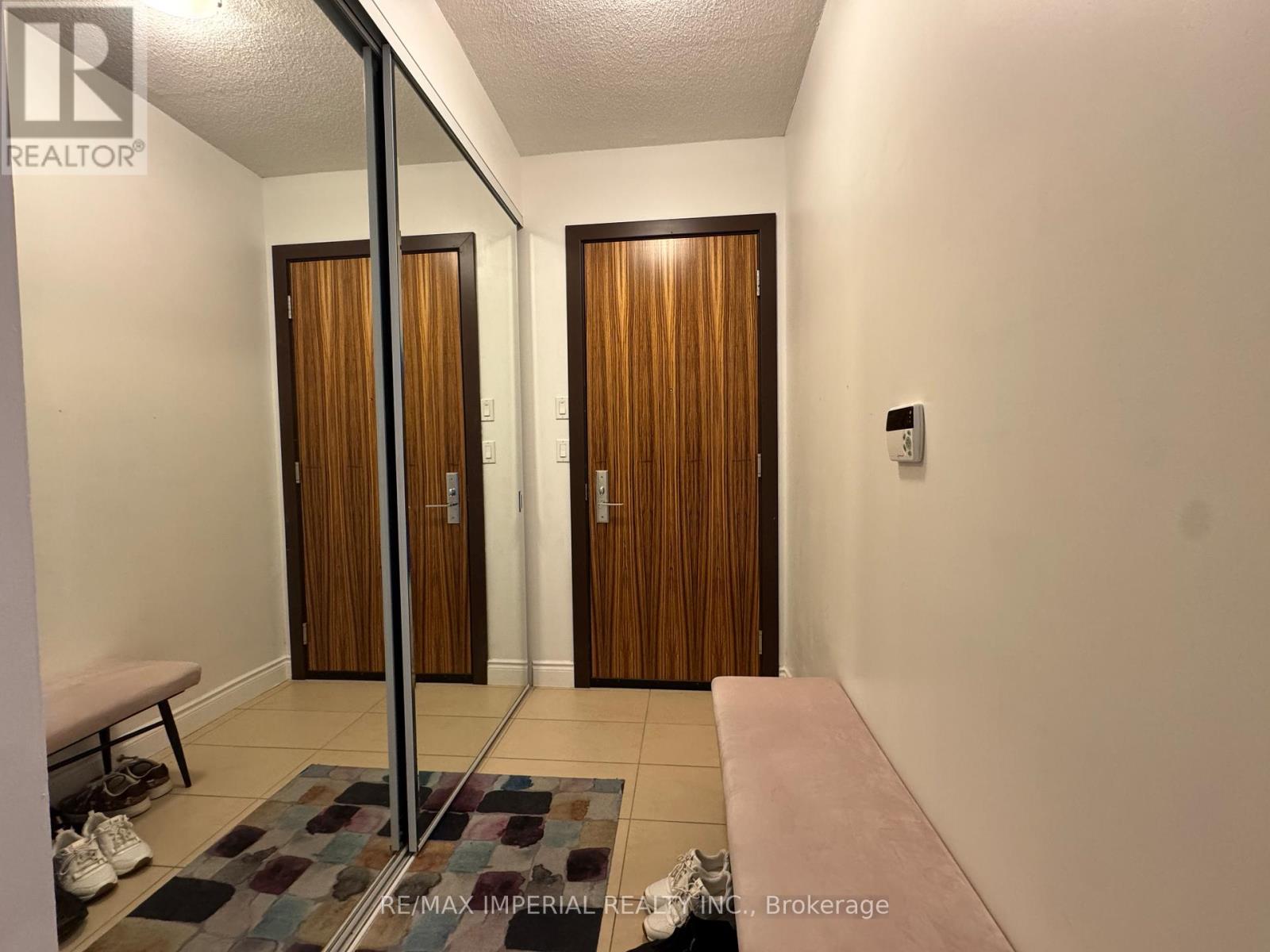 1501 - 60 South Town Centre Boulevard, Markham, Ontario  L6G 0C5 - Photo 4 - N12958186