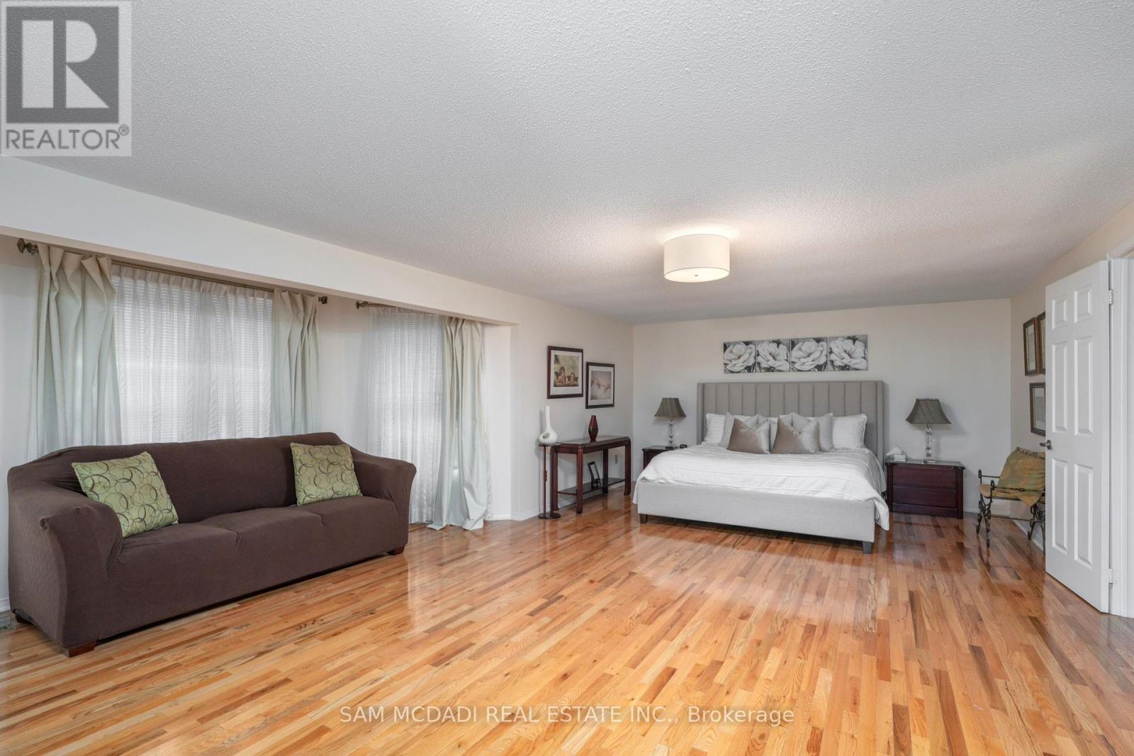 69 Parkside Drive, Brampton, Ontario  L6Y 3A1 - Photo 17 - W12958182