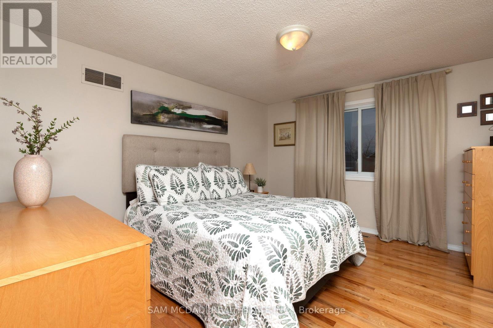 69 Parkside Drive, Brampton, Ontario  L6Y 3A1 - Photo 25 - W12958182