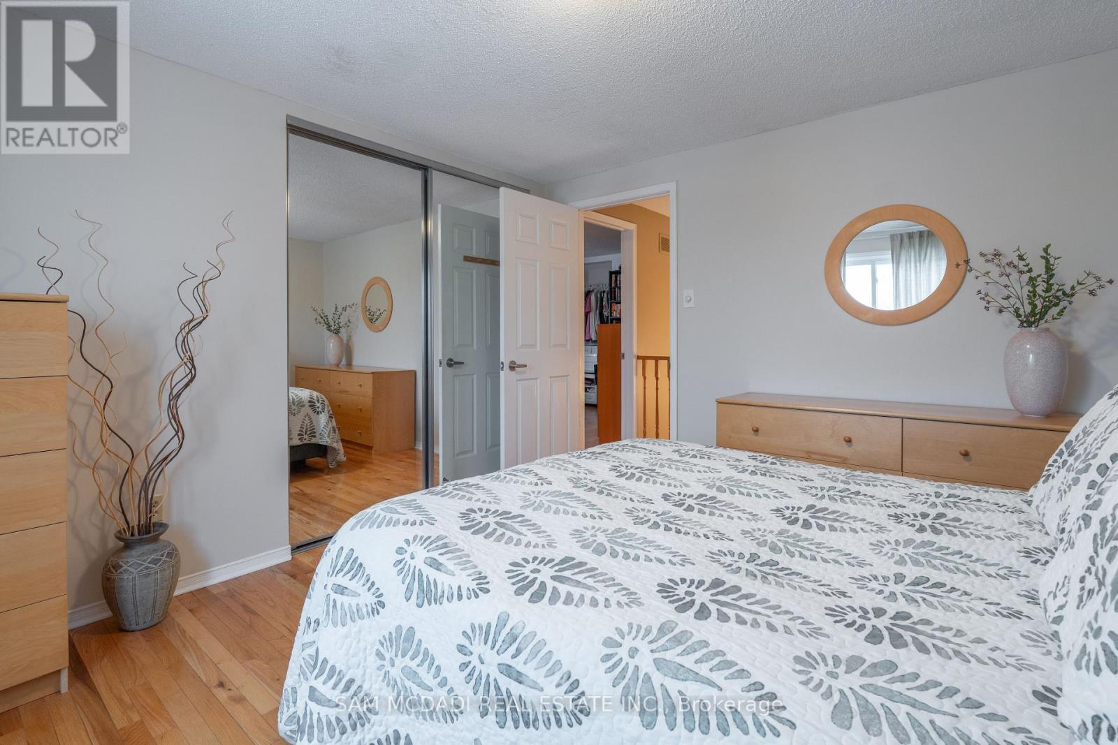 69 Parkside Drive, Brampton, Ontario  L6Y 3A1 - Photo 26 - W12958182