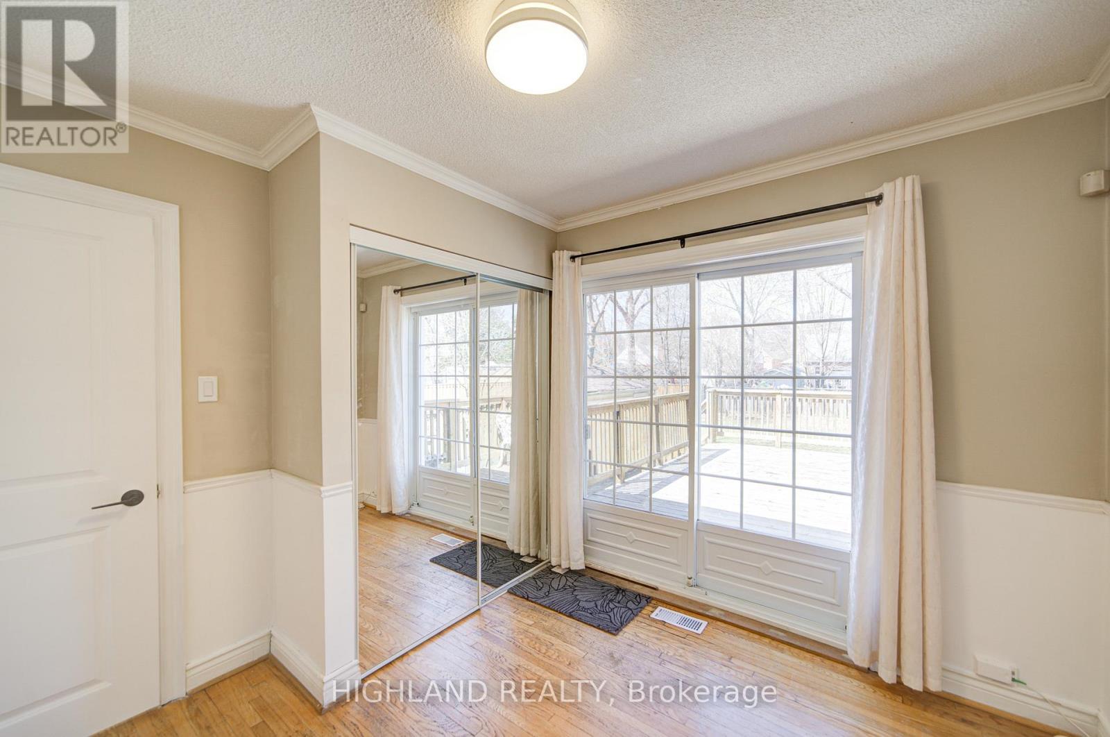 90 Clouston Avenue, Toronto, Ontario  M9N 1A7 - Photo 20 - W12958188