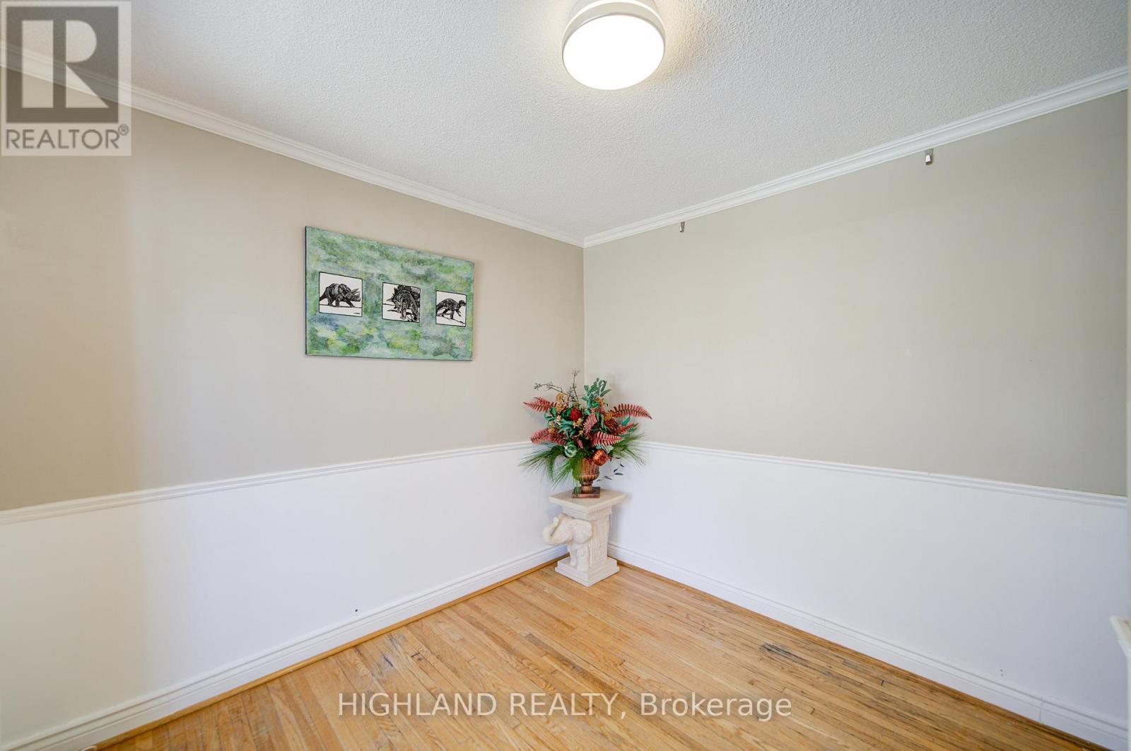 90 Clouston Avenue, Toronto, Ontario  M9N 1A7 - Photo 21 - W12958188