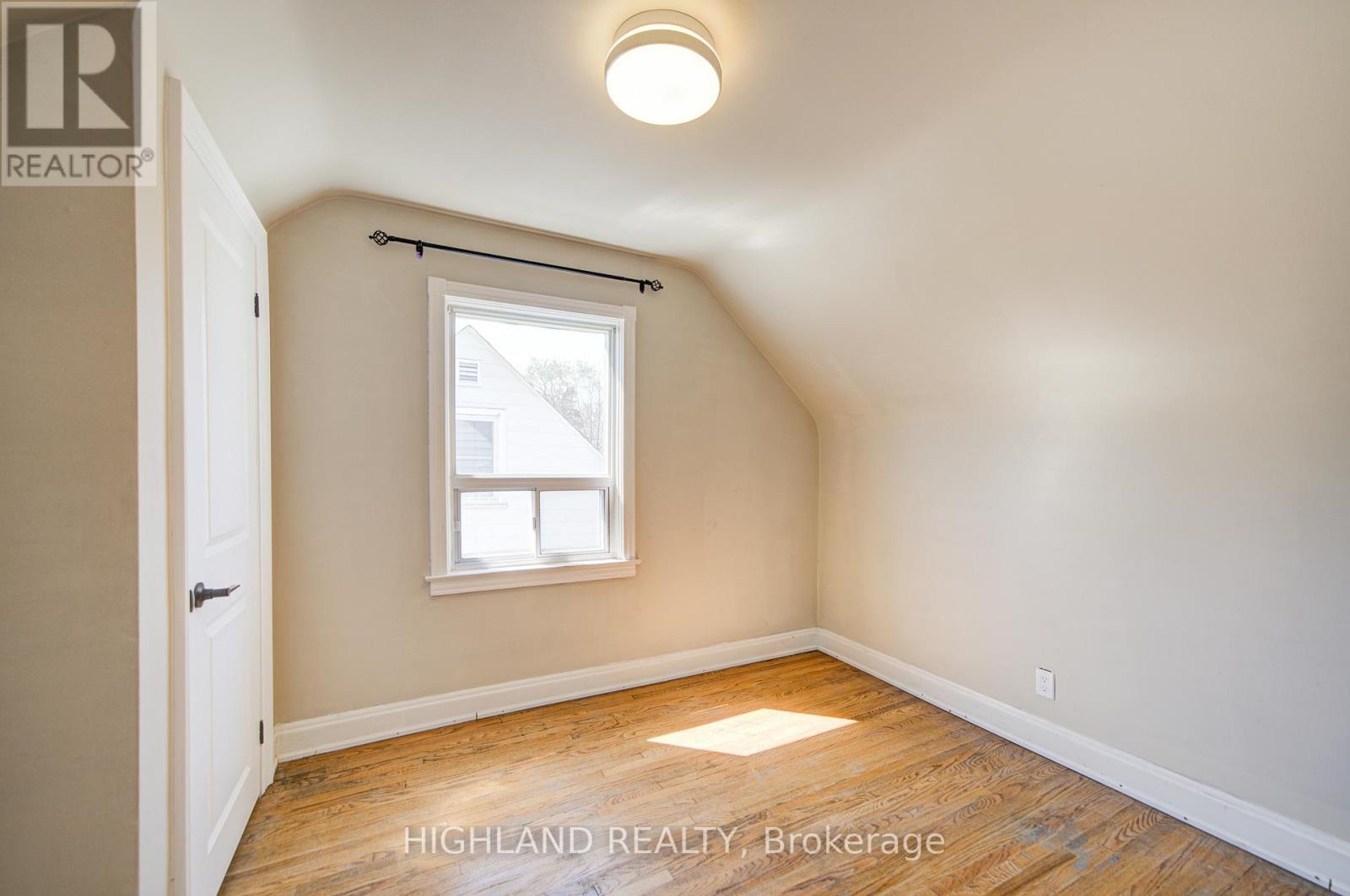 90 Clouston Avenue, Toronto, Ontario  M9N 1A7 - Photo 22 - W12958188