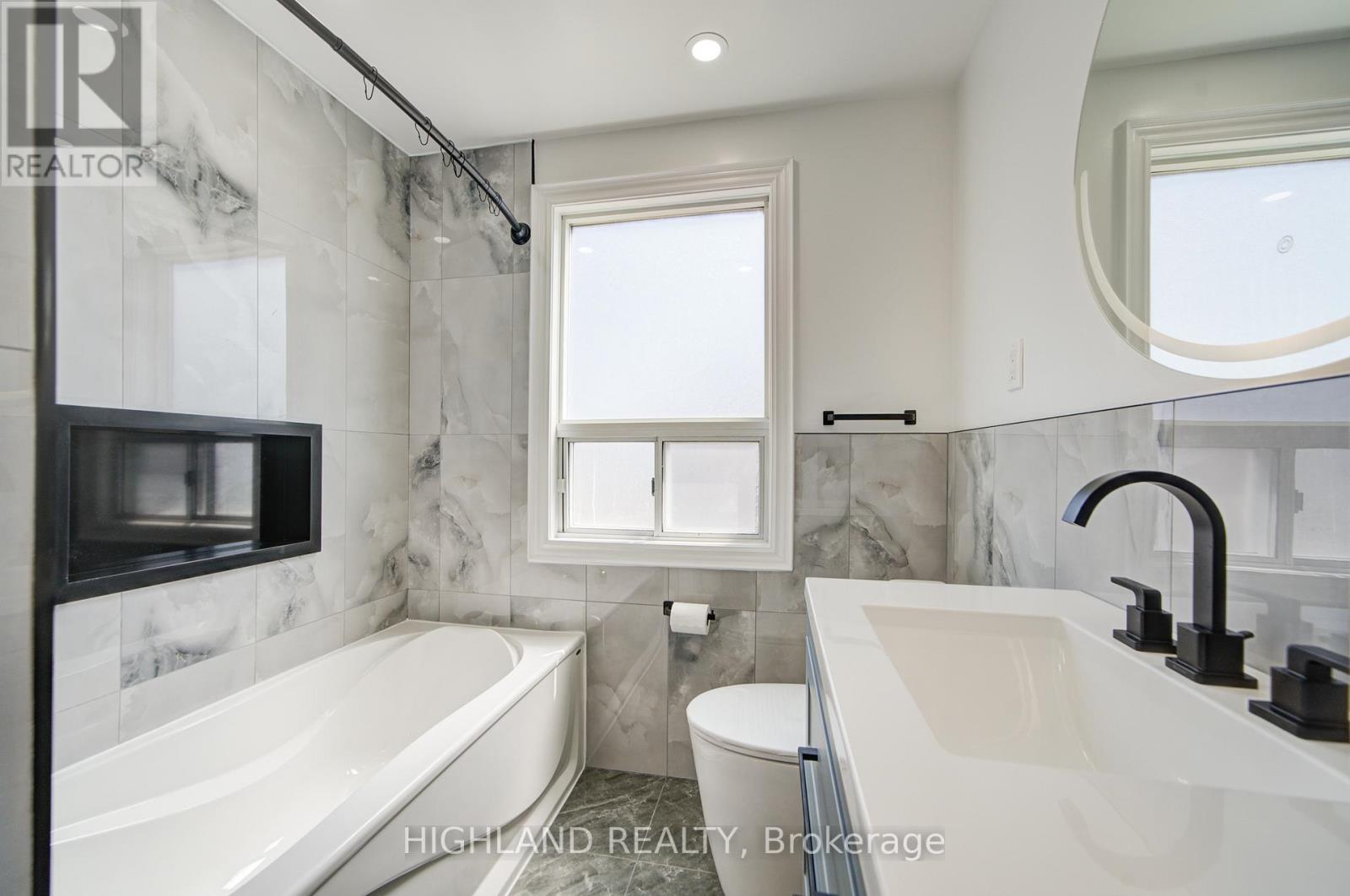 90 Clouston Avenue, Toronto, Ontario  M9N 1A7 - Photo 25 - W12958188