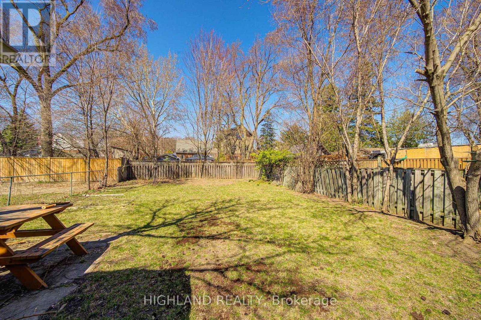 90 Clouston Avenue, Toronto, Ontario  M9N 1A7 - Photo 43 - W12958188