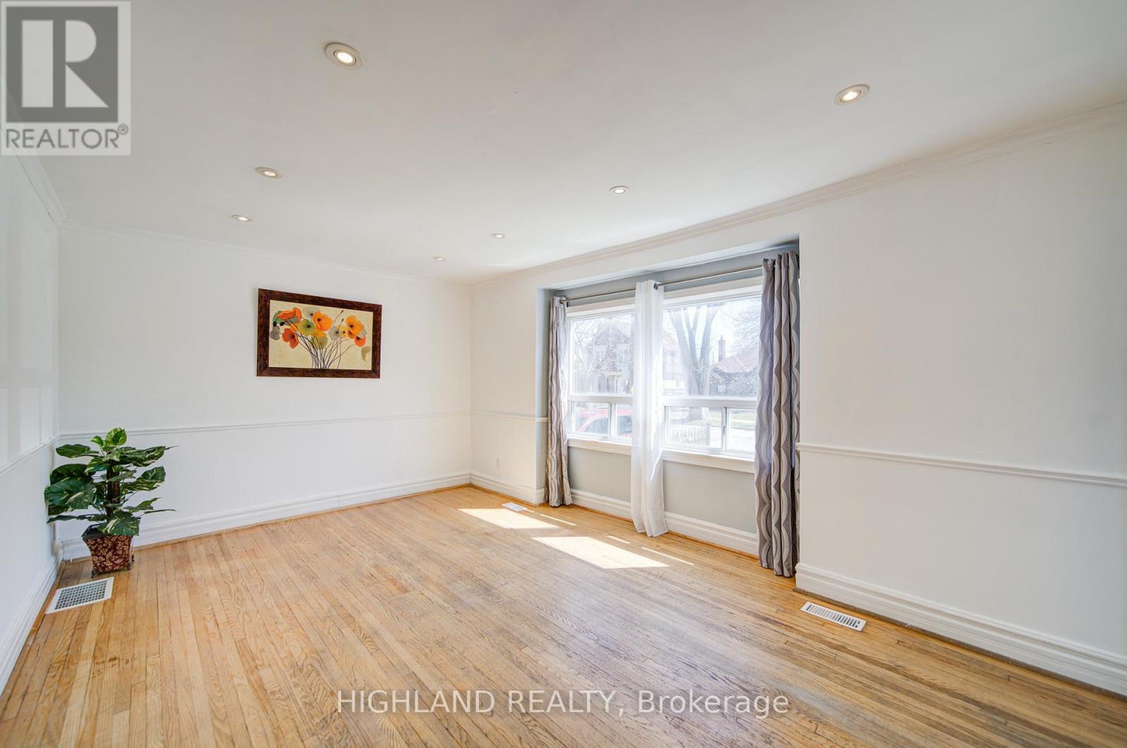 90 Clouston Avenue, Toronto, Ontario  M9N 1A7 - Photo 7 - W12958188