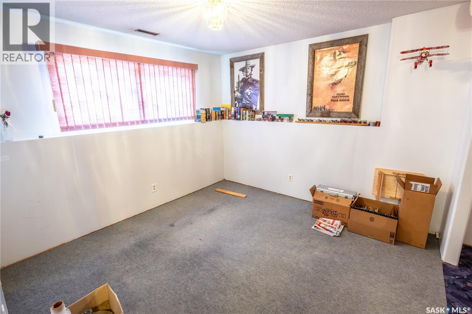 1416 Athabasca Street W, Moose Jaw, Saskatchewan  S6H 6E1 - Photo 14 - SK032093