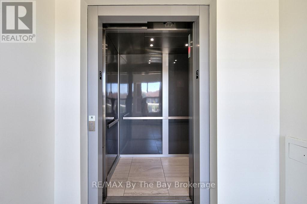 205 - 17 Spooner Crescent, Collingwood, Ontario  L9Y 1T3 - Photo 6 - S12660244