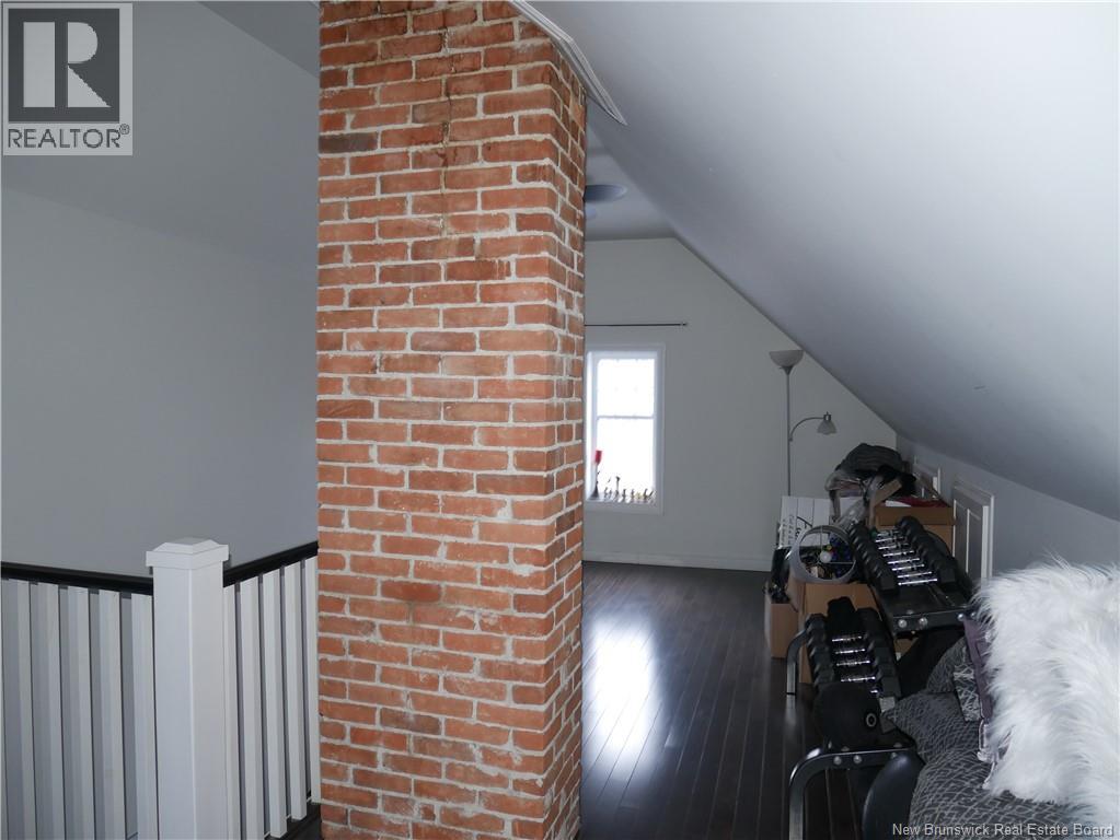 118 Victoria St, Woodstock, New Brunswick  E7M 3A5 - Photo 35 - NB136390