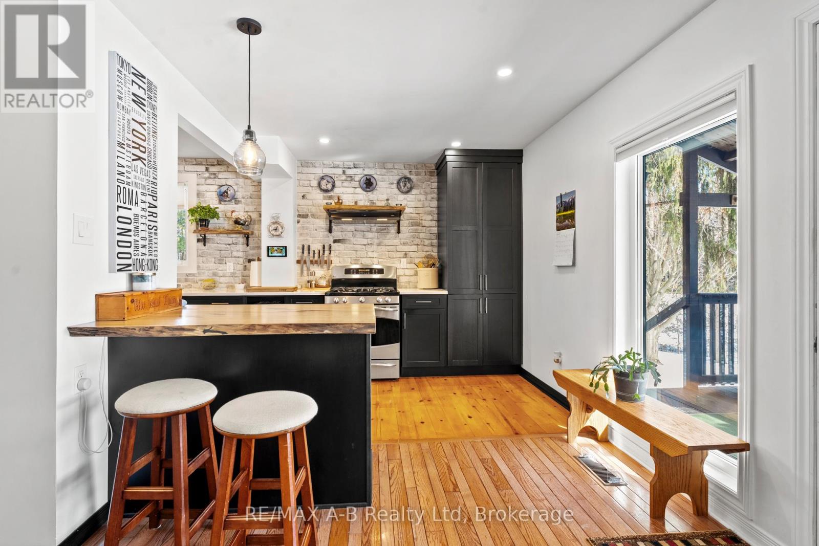 923382 Road 92, Zorra, Ontario  N0M 2G0 - Photo 11 - X12837720