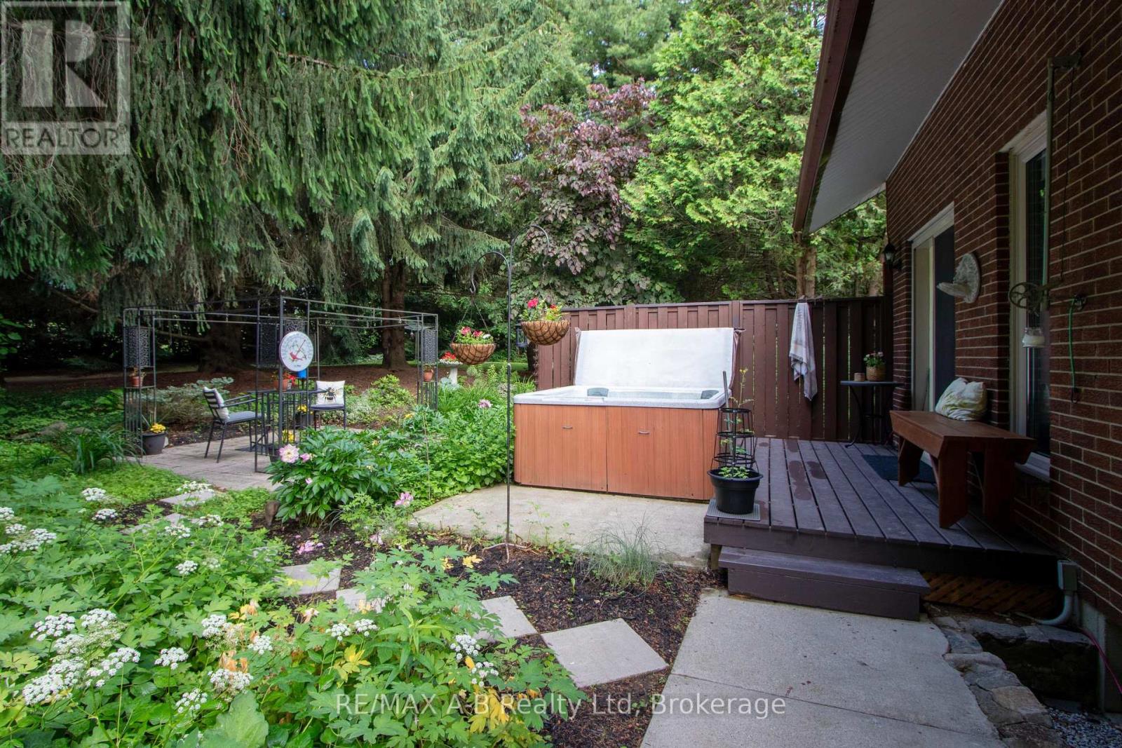 923382 Road 92, Zorra, Ontario  N0M 2G0 - Photo 34 - X12837720