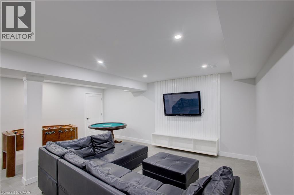 74362 Driftwood Drive, Bayfield, Ontario  N0M 1G0 - Photo 20 - 40816600