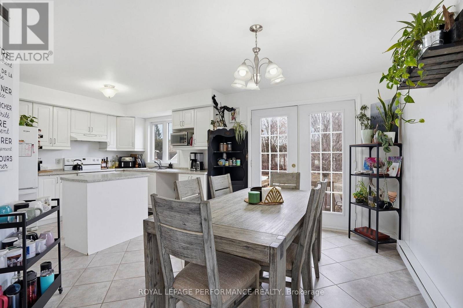 350 Higginson Street, Hawkesbury, Ontario  K6A 3W7 - Photo 12 - X12958194