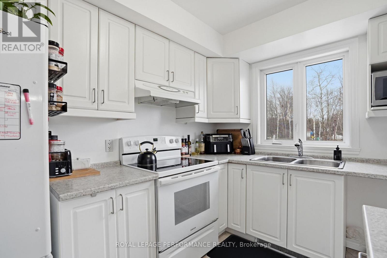 350 Higginson Street, Hawkesbury, Ontario  K6A 3W7 - Photo 19 - X12958194