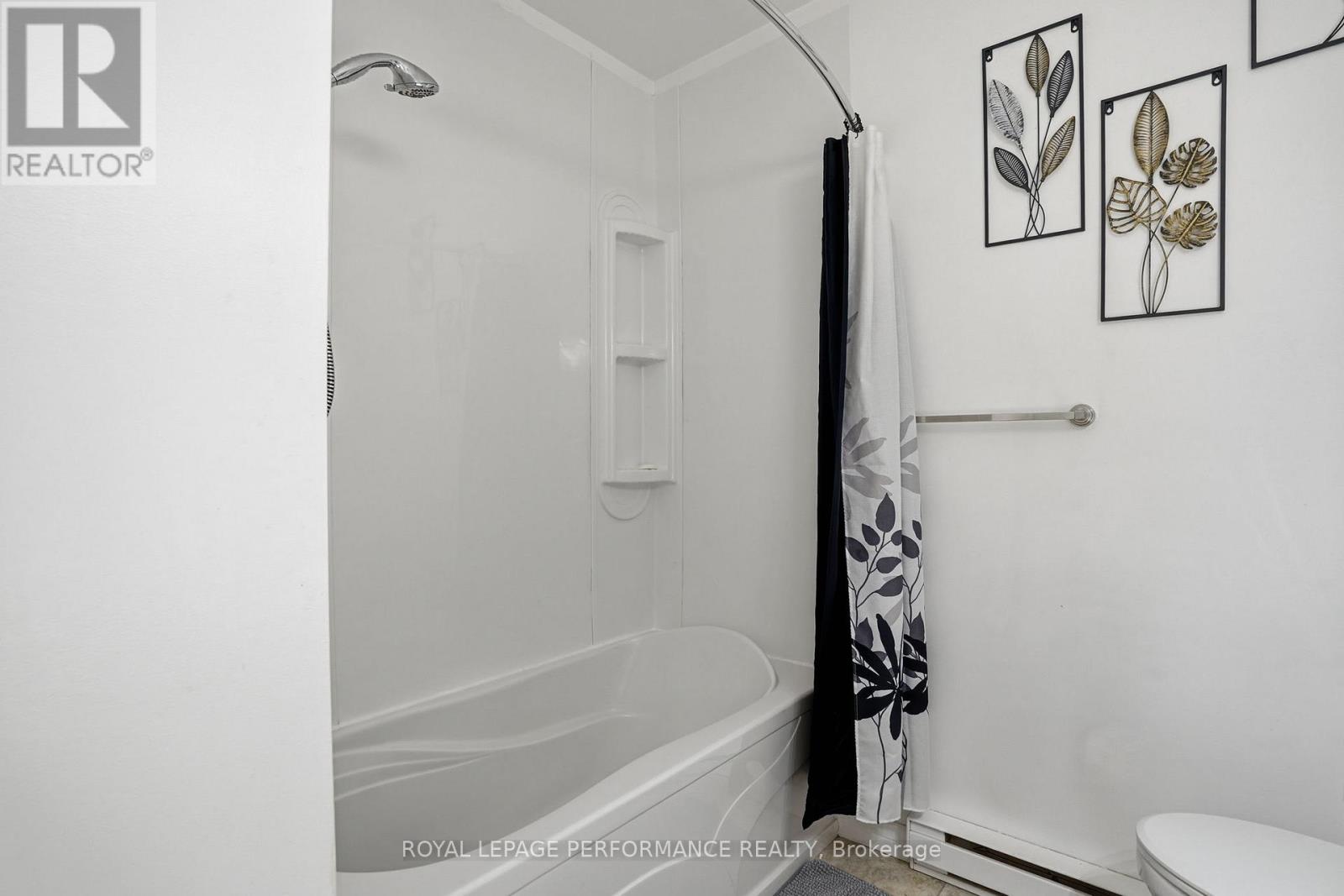 350 Higginson Street, Hawkesbury, Ontario  K6A 3W7 - Photo 25 - X12958194