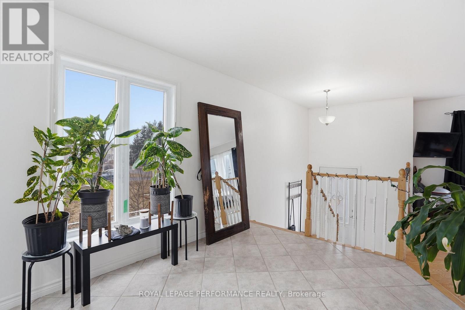 350 Higginson Street, Hawkesbury, Ontario  K6A 3W7 - Photo 6 - X12958194