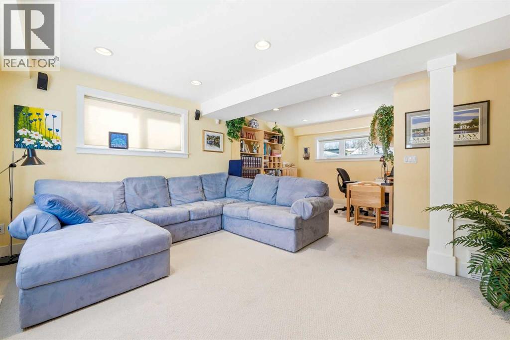 2724 Lougheed Drive SW, Calgary, Alberta  T3E 5T6 - Photo 26 - A2298102