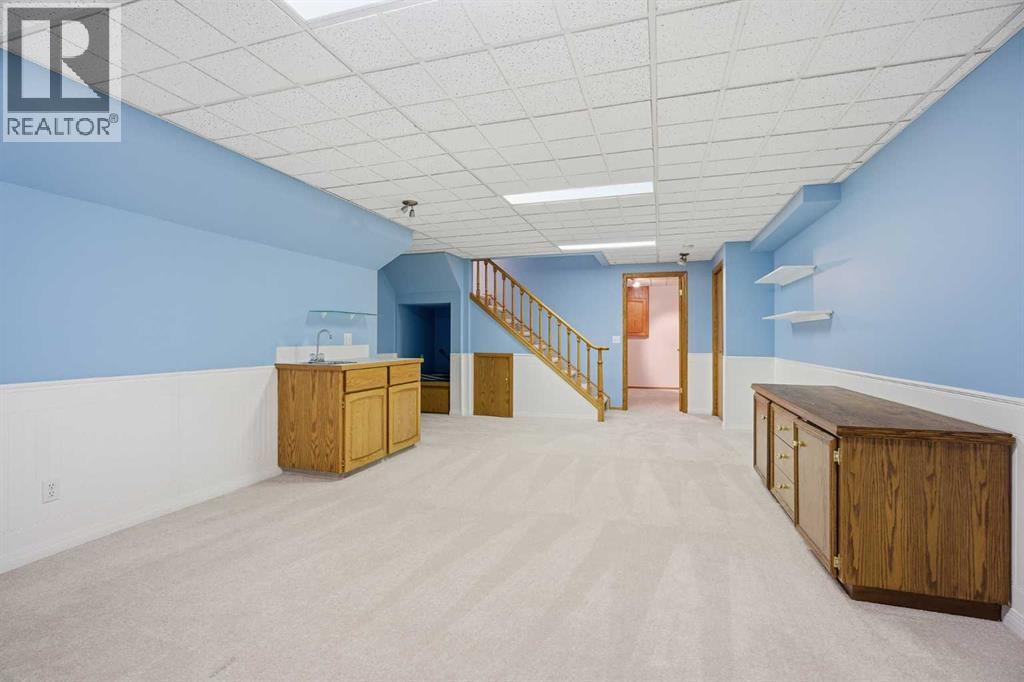 146 Hawkdale Circle NW, Calgary, Alberta  T3G 2W9 - Photo 34 - A2292709