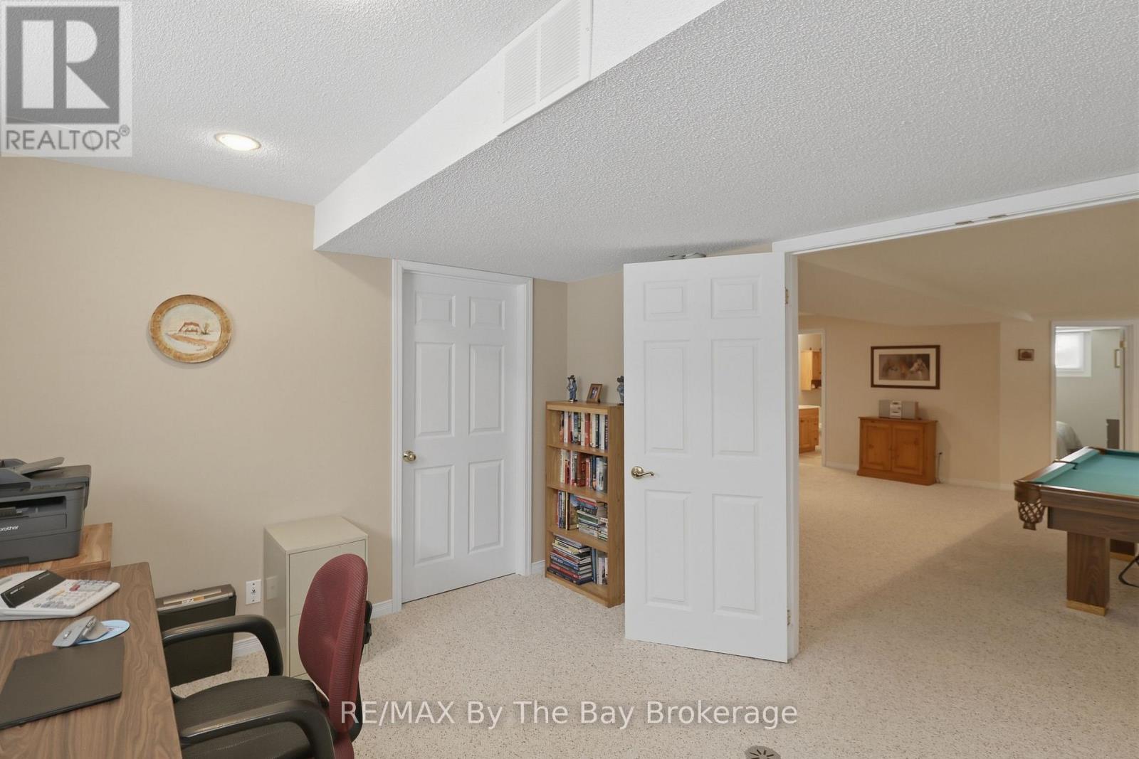 22 Britton Court, Wasaga Beach, Ontario  L9Z 1C1 - Photo 44 - S12864900