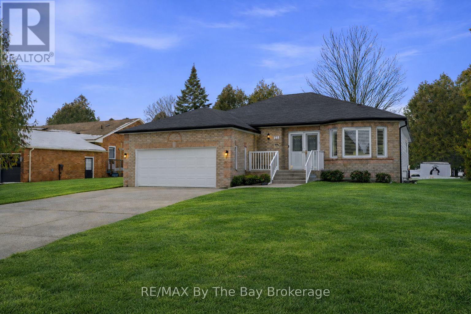 22 Britton Court, Wasaga Beach, Ontario  L9Z 1C1 - Photo 7 - S12864900