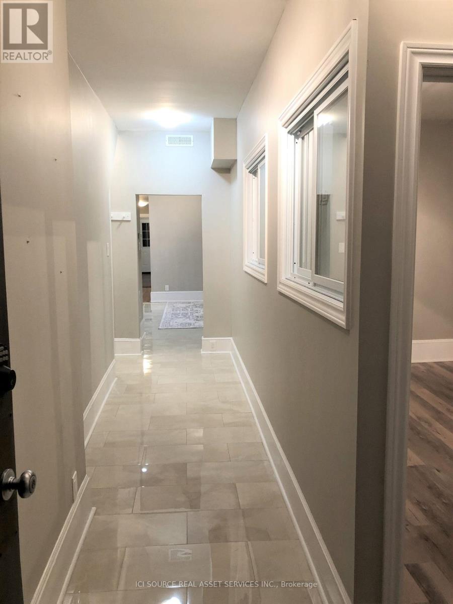 Main (1st) - 19 Tyndall Avenue, Toronto, Ontario  M6K 2E8 - Photo 3 - W12958212