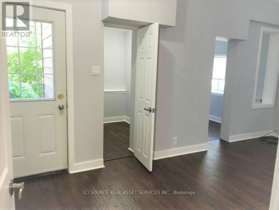 Main (1st) - 19 Tyndall Avenue, Toronto, Ontario  M6K 2E8 - Photo 4 - W12958212