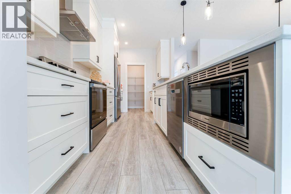 540 Chinook Winds Garden SW, Airdrie, Alberta  T4B 5J6 - Photo 13 - A2292510