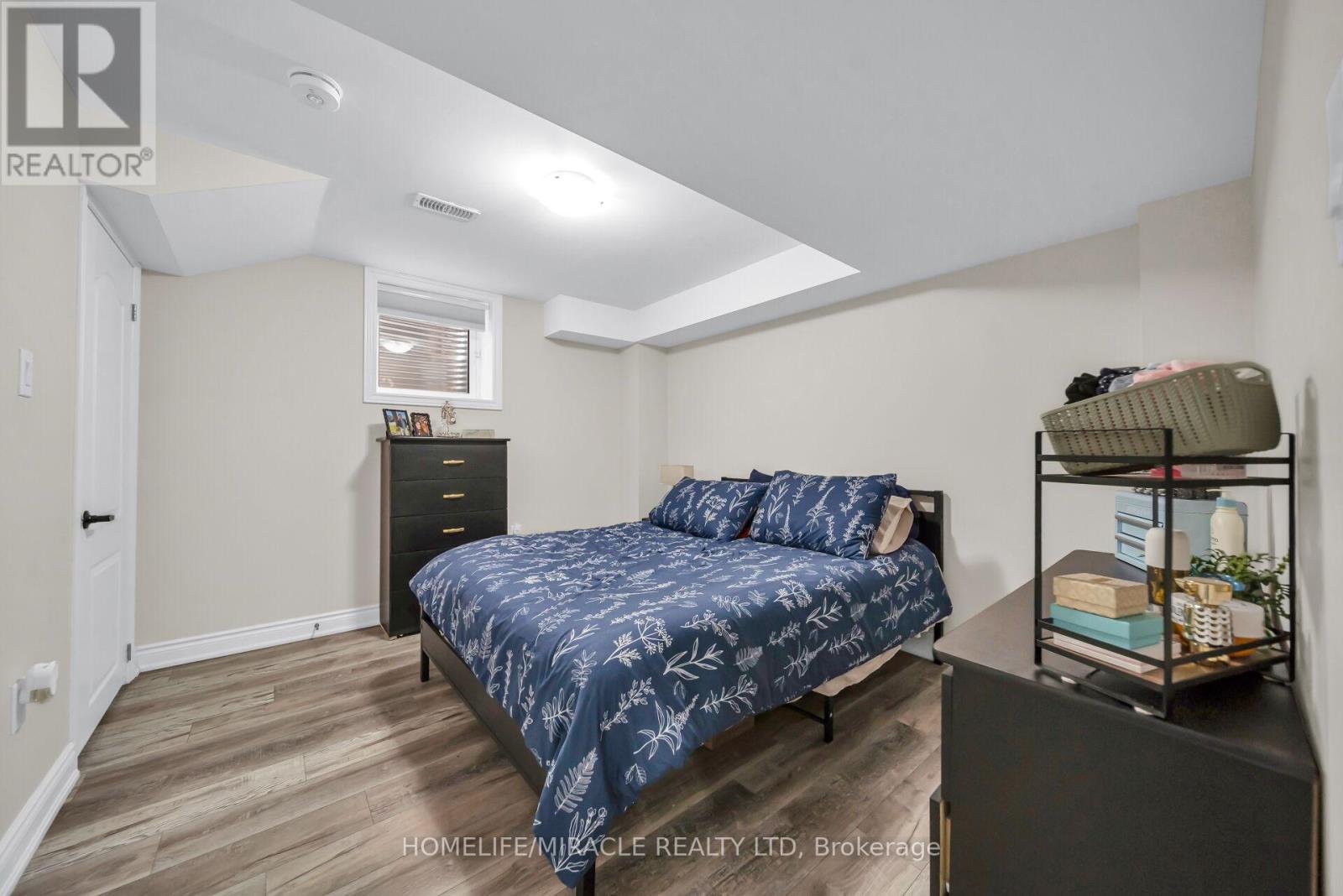 41 Hoxton Road, Brampton, Ontario L7A 4L5 - Photo 40 - W12950704
