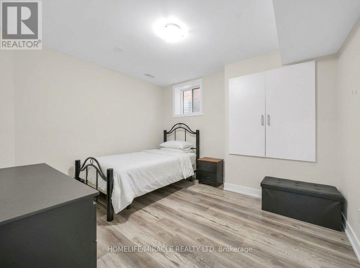 41 Hoxton Road, Brampton, Ontario L7A 4L5 - Photo 41 - W12950704