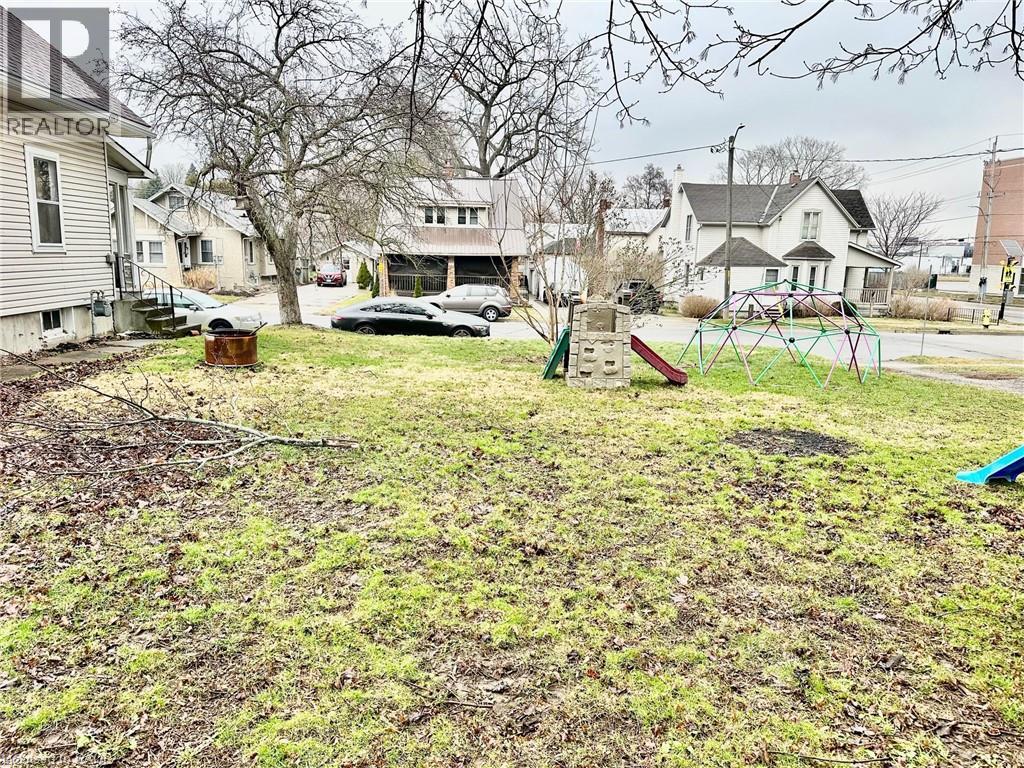 252 Robinson Street, Simcoe, Ontario  N3Y 1X5 - Photo 42 - 40814637