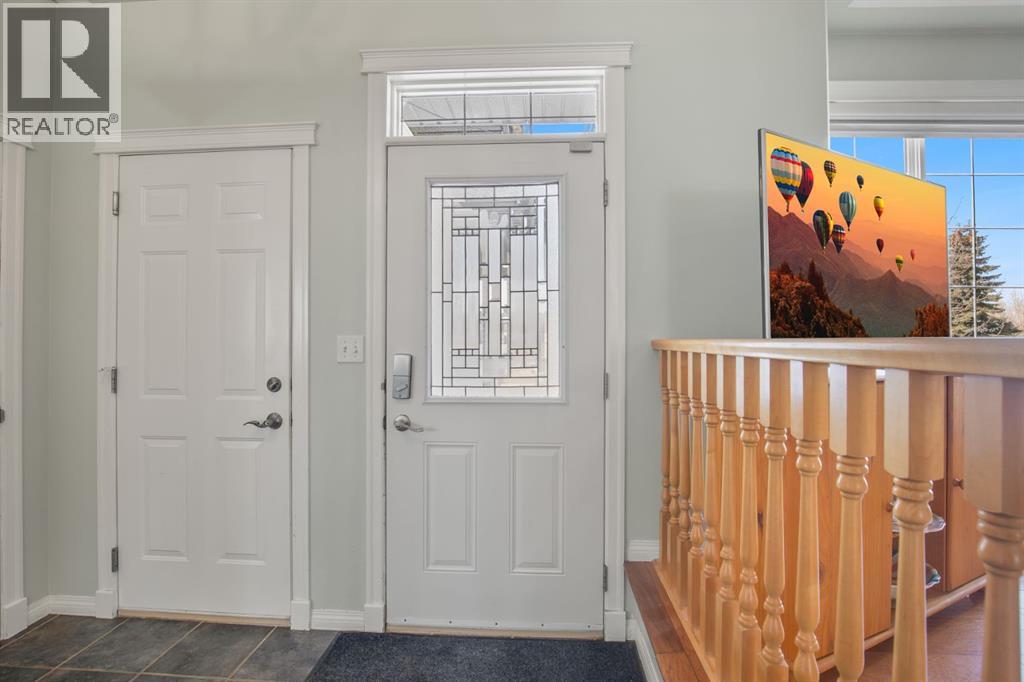 119 Ammeter Close, Red Deer, Alberta  T4R 2Y4 - Photo 2 - A2297472