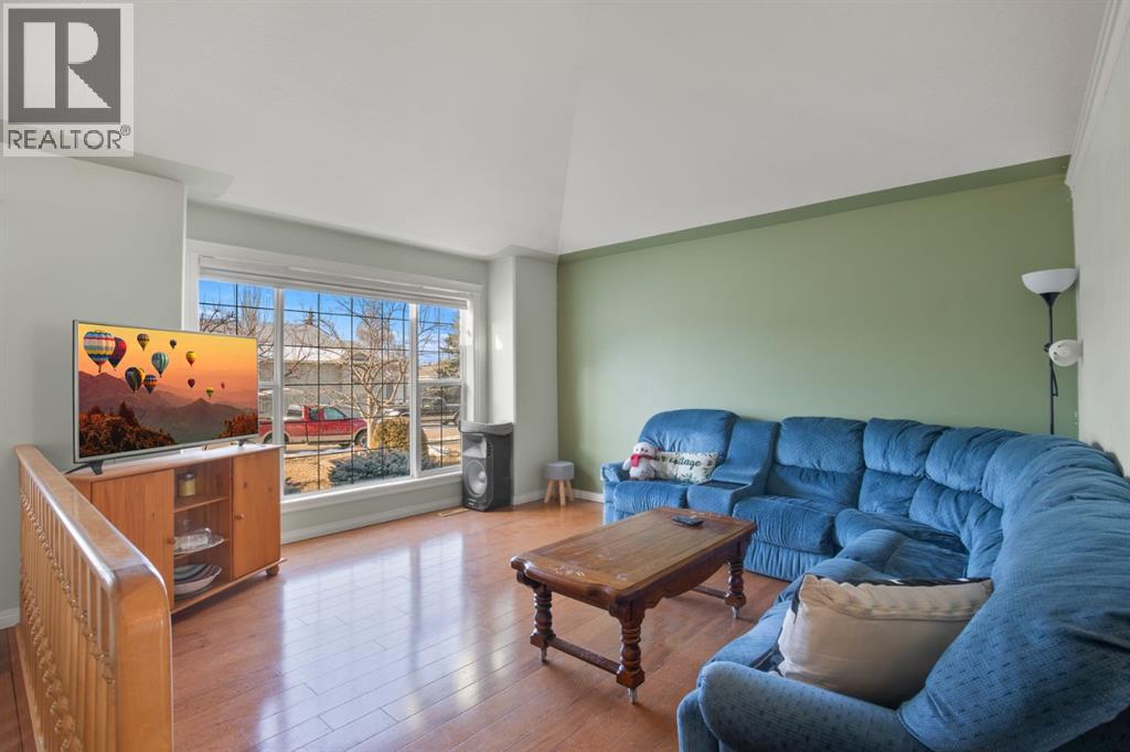 119 Ammeter Close, Red Deer, Alberta  T4R 2Y4 - Photo 3 - A2297472