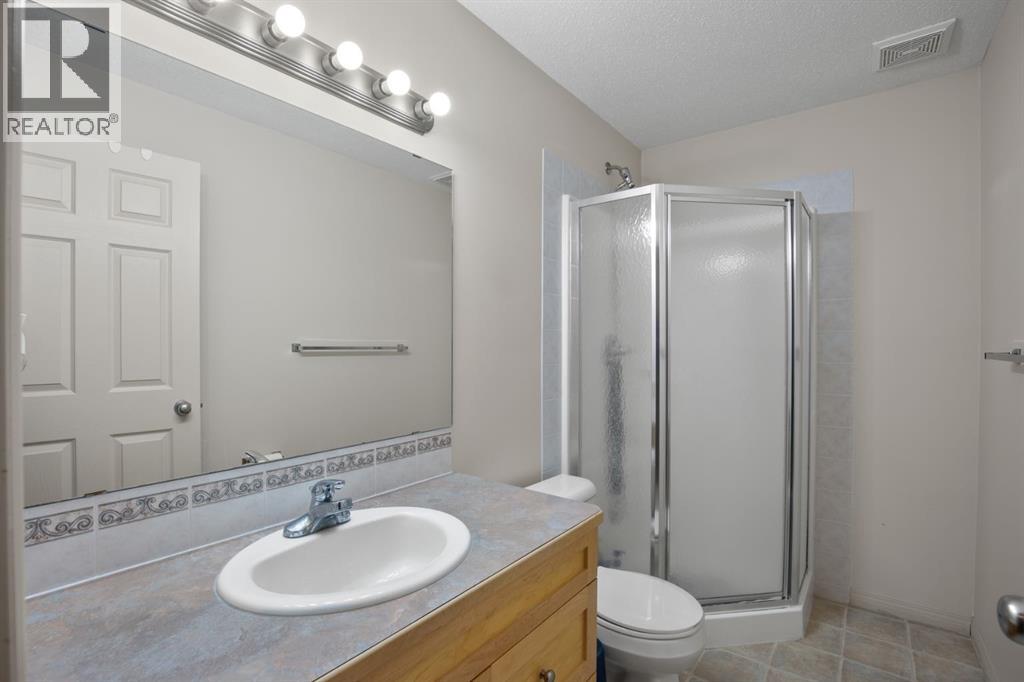 119 Ammeter Close, Red Deer, Alberta  T4R 2Y4 - Photo 17 - A2297472