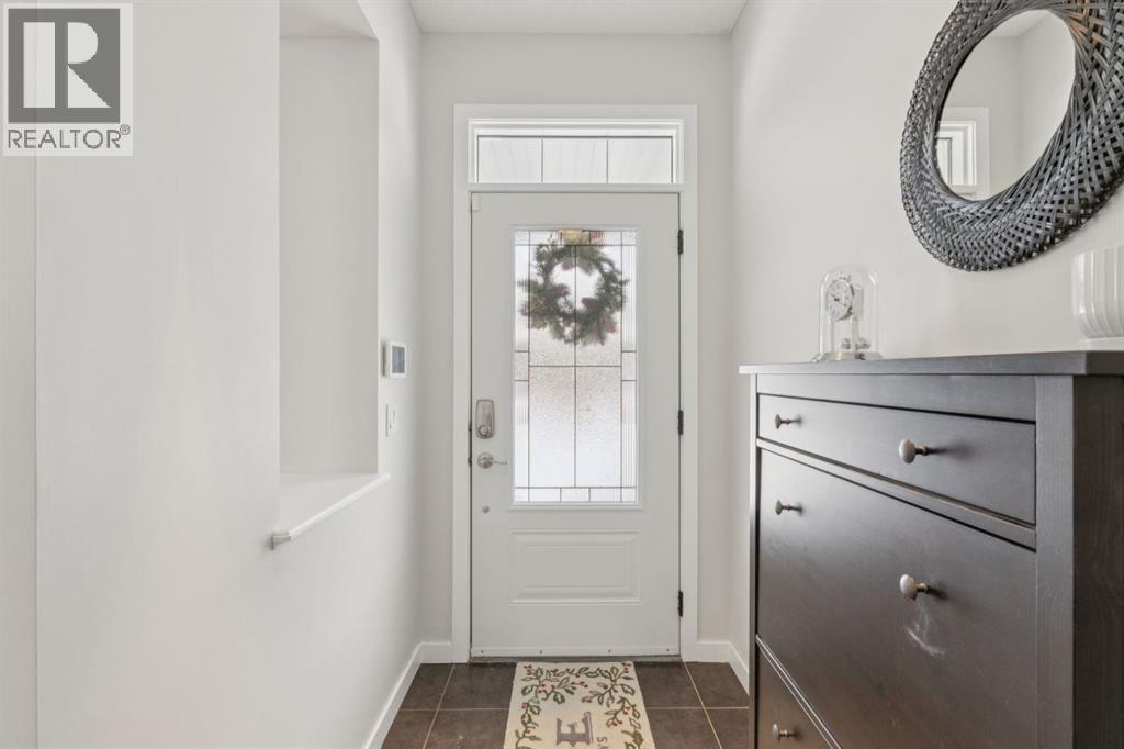 480 River Heights Green, Cochrane, Alberta  T4C 0S1 - Photo 3 - A2295294