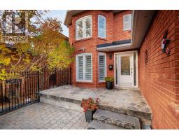 70 BELLONA STREET, Vaughan, Ontario